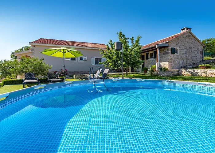 Σπίτι διακοπών Ante With Beautiful Private Garden Nadin